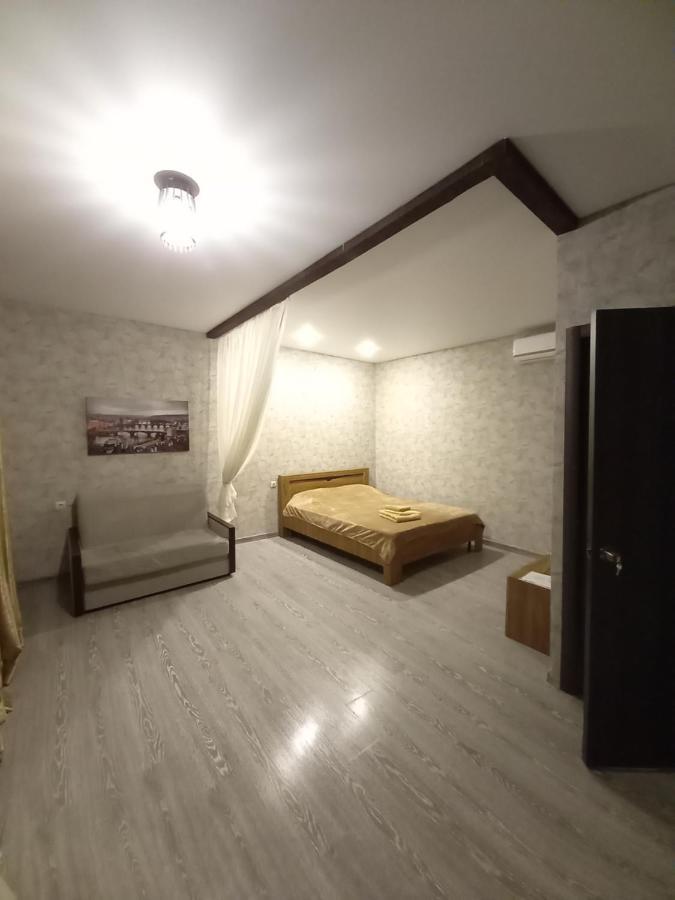 Гостевой Дом Фазенда Hotel Pitsunda Exterior foto